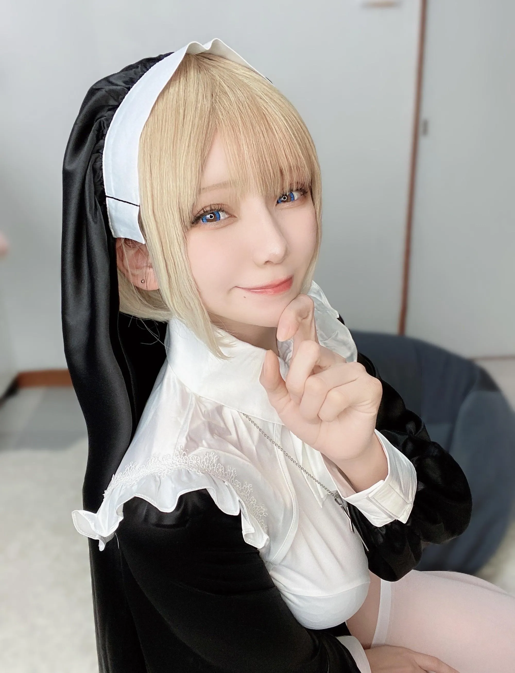 かさぎkasagi – NO.004 Fantia 2022-06月会员订阅-2022-06-17 念願のスリットシスター [33P]插图1